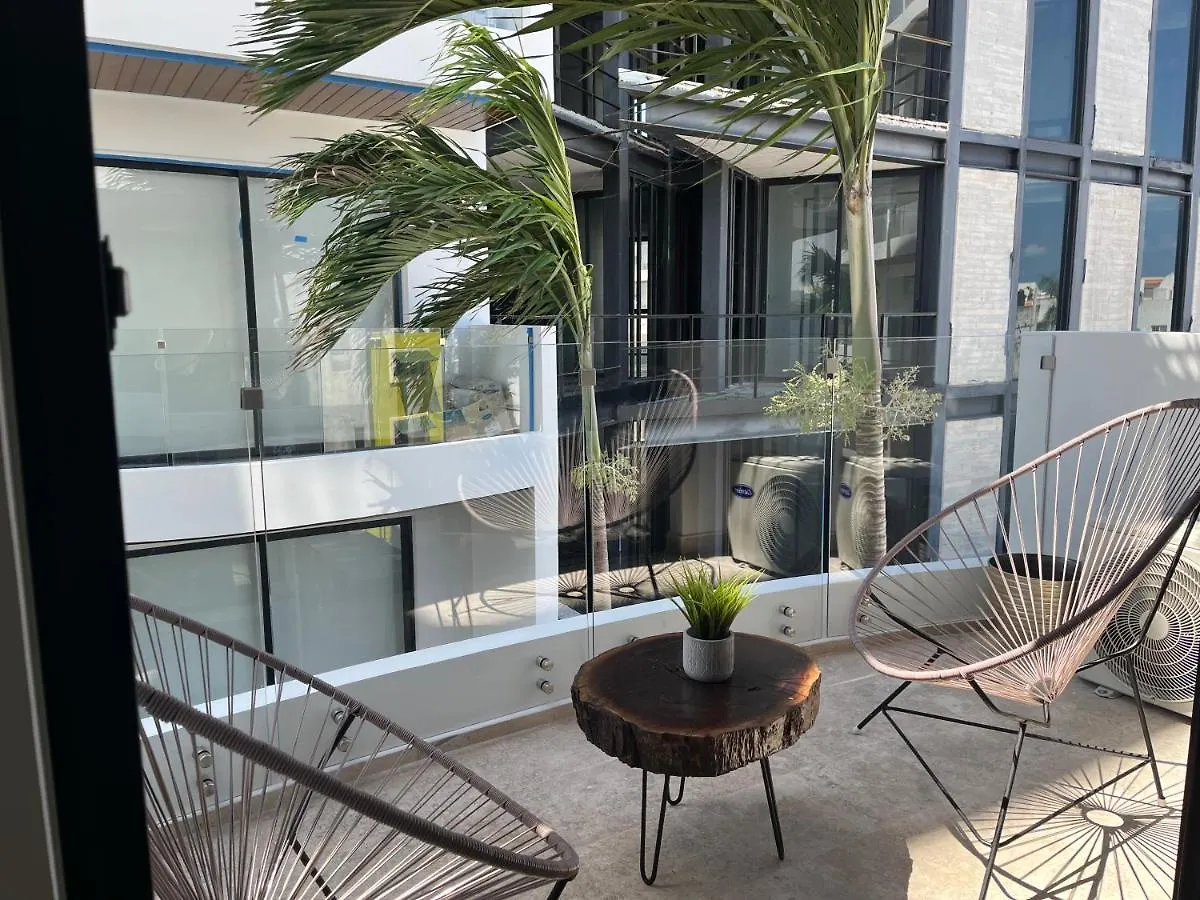 Menesse Midtown 2 206 Y 209 Apartment Playa del Carmen